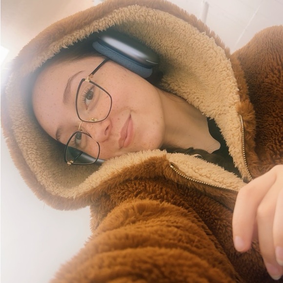 🦋✌🏼 - Picture 2 of 3